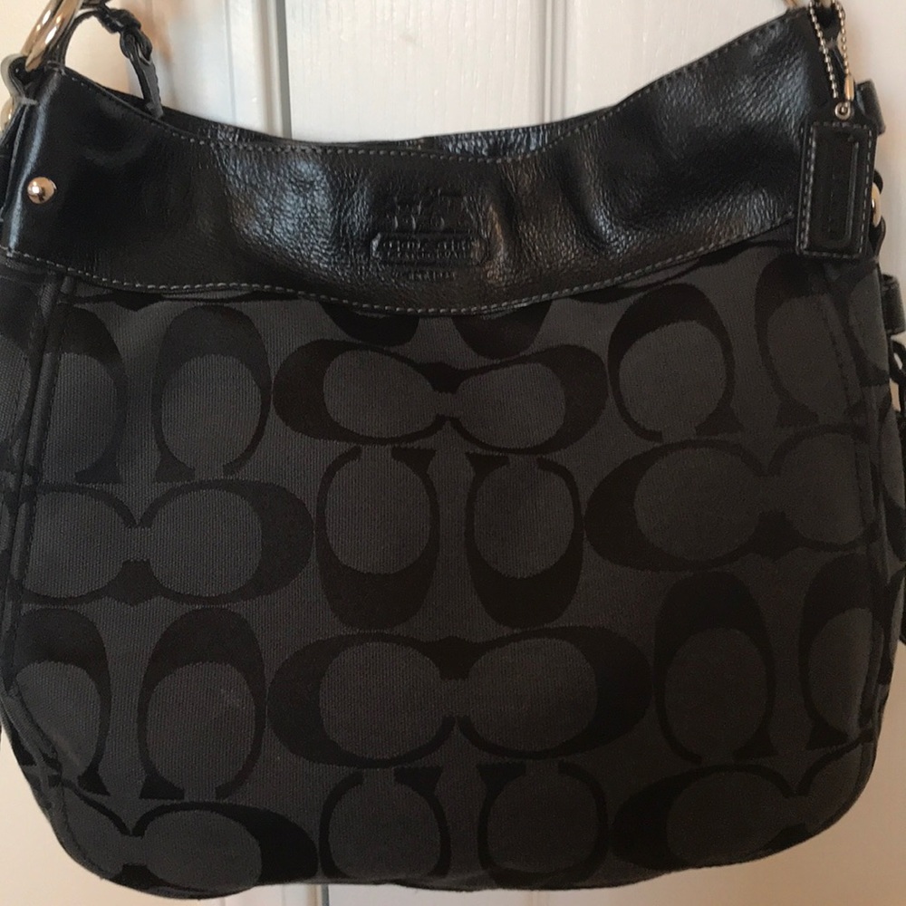 Coach Authentic Large Black Signature Bag- EUC